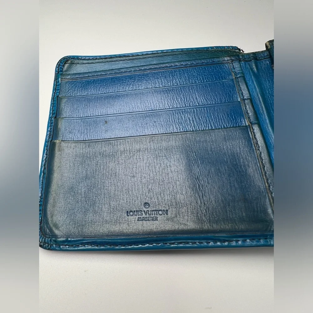 LOUIS VUITTON Epi Bifold Wallet